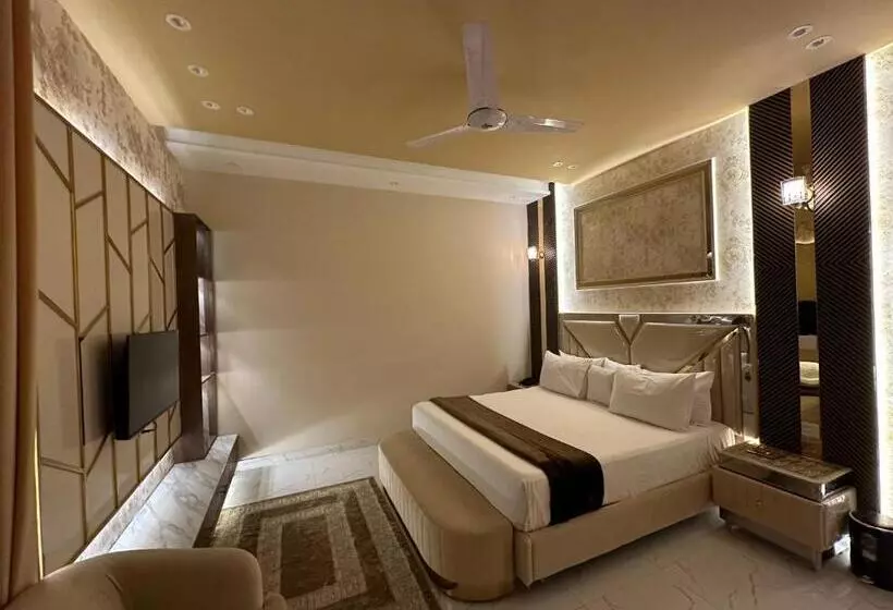 هتل Multan Swiss