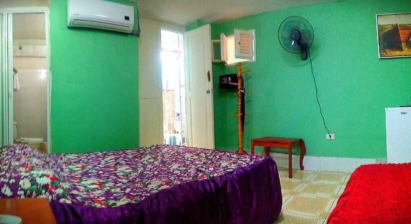 پانسیون Casa Colonial Ivys