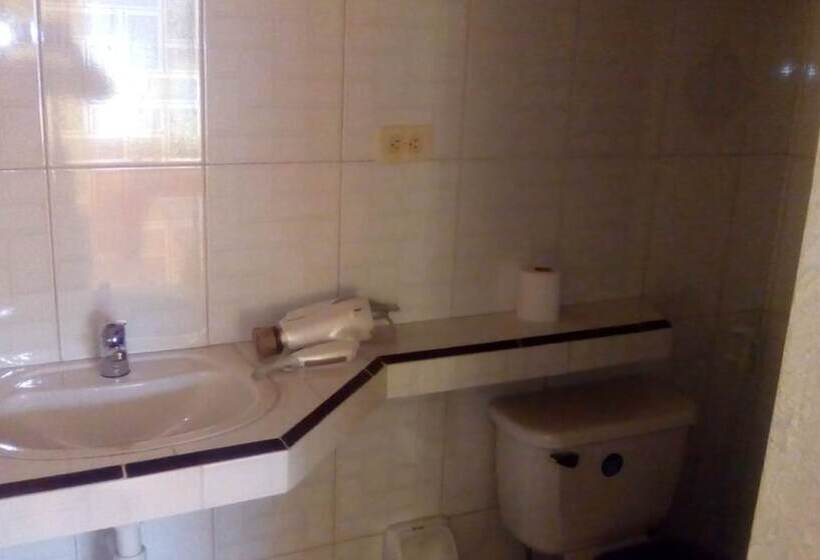 پانسیون Casa Esperanza Tuta