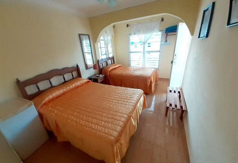 پانسیون Casa Esperanza Tuta