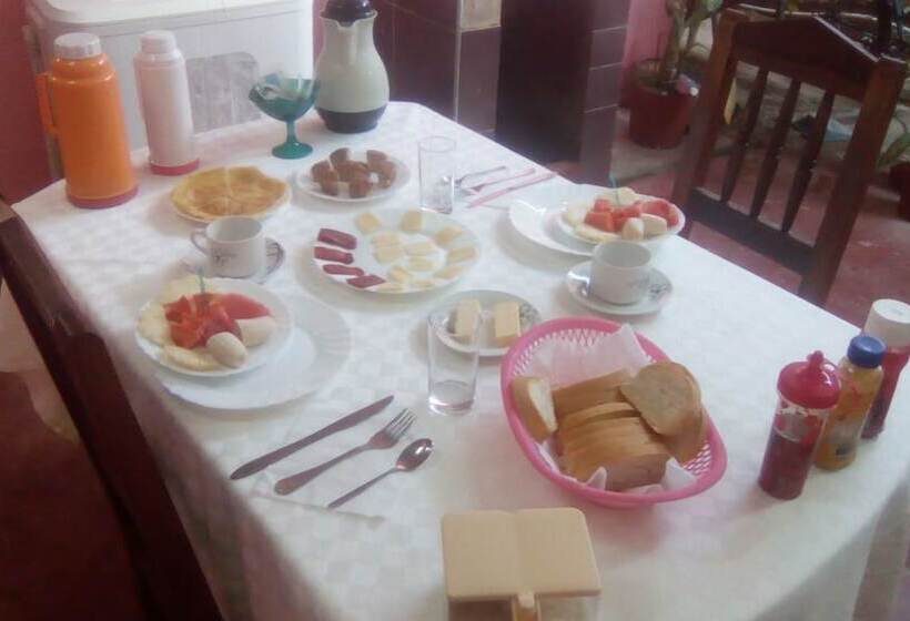 پانسیون Casa Esperanza Tuta