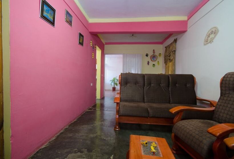 پانسیون Casa Esperanza Tuta