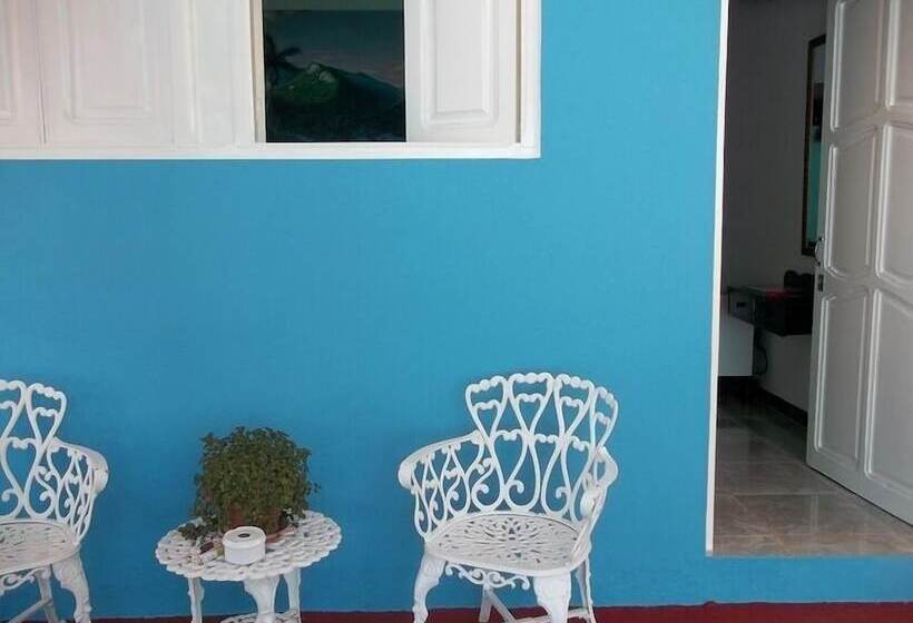 پانسیون Hostal Belkis