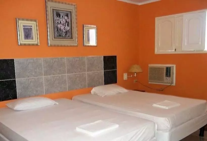 ペンション Hostal Belkis