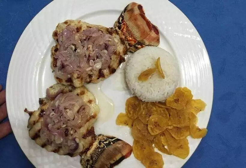 ペンション Hostal Belkis