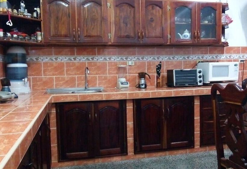 پانسیون I Colibrí