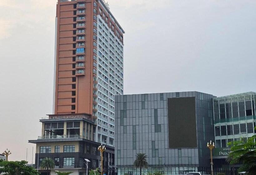 A New And Luxurious Vientiane Suite Apartment