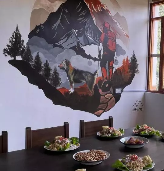 Albergue Casa De Piedra   Vaquería