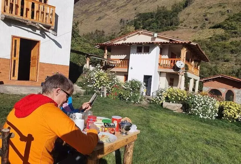 Albergue Casa De Piedra   Vaquería