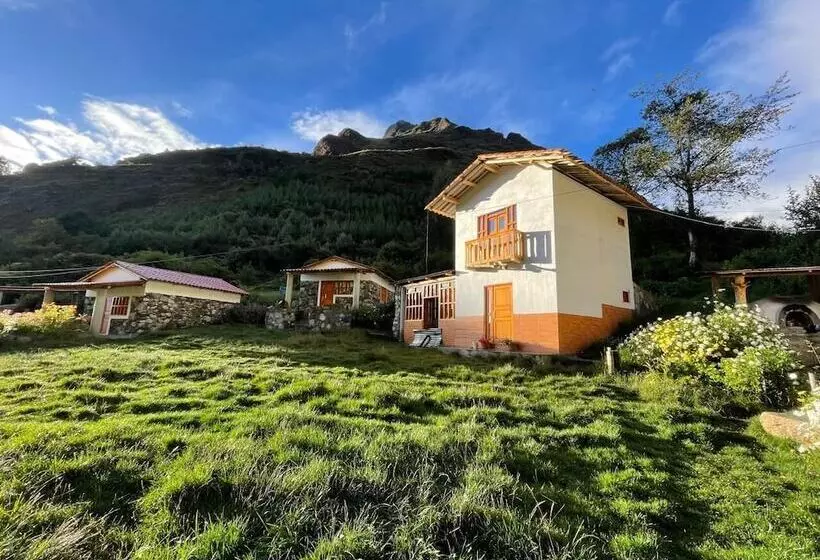 Albergue Casa De Piedra   Vaquería