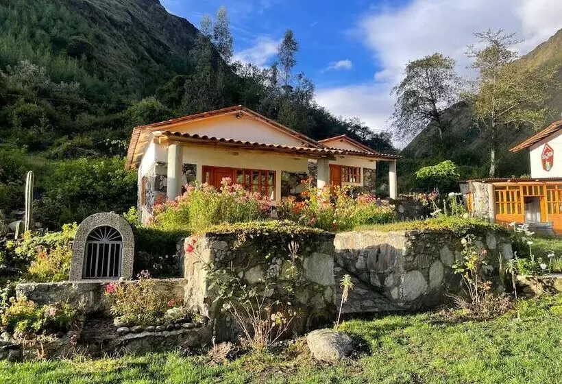Albergue Casa De Piedra   Vaquería