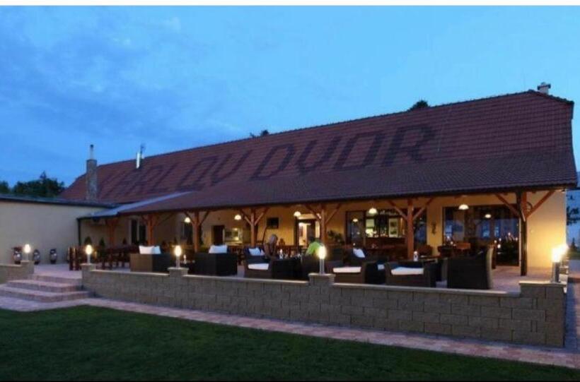 Apartmány Karlov Dvor