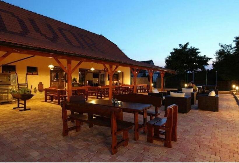 Apartmány Karlov Dvor