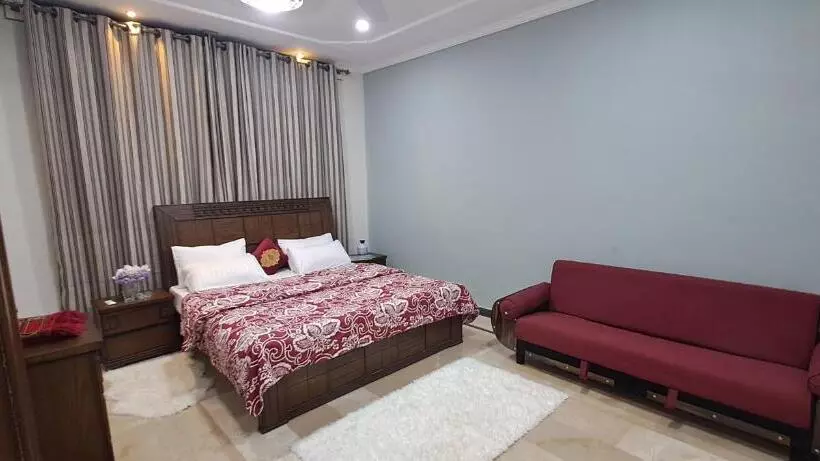 تختخواب و صبحانه 430 Homestead