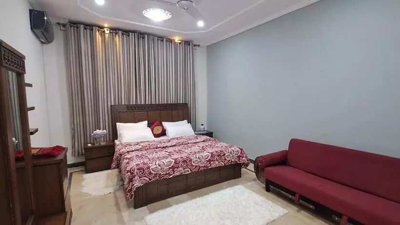 تختخواب و صبحانه 430 Homestead