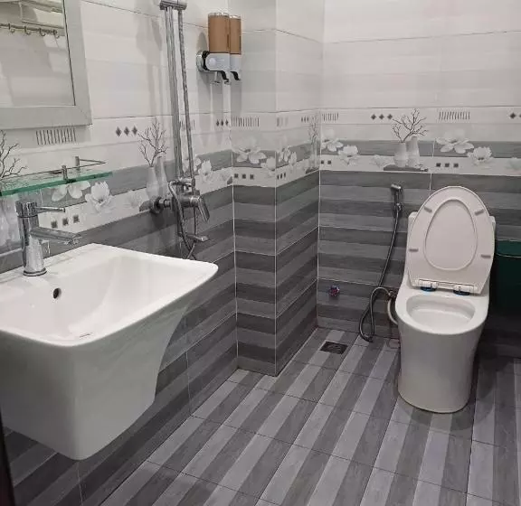 تختخواب و صبحانه Hoa Ban Hà Nội