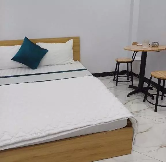 تختخواب و صبحانه Hoa Ban Hà Nội