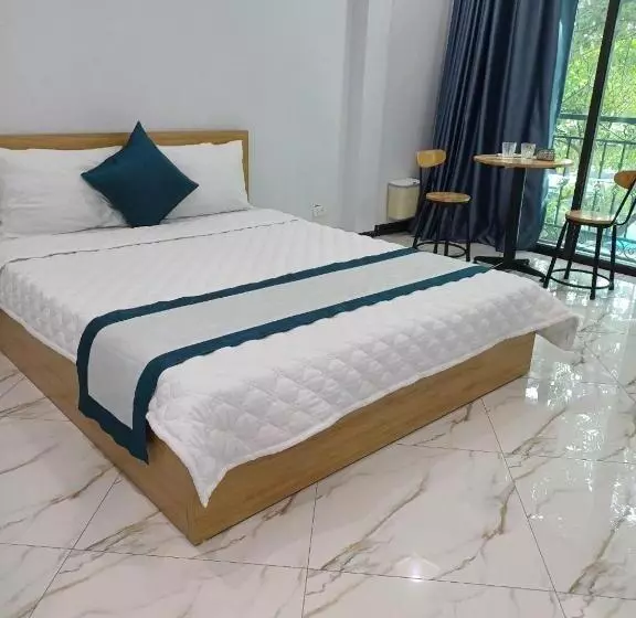 تختخواب و صبحانه Hoa Ban Hà Nội