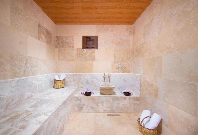 هتل Black Stove Cappadocia