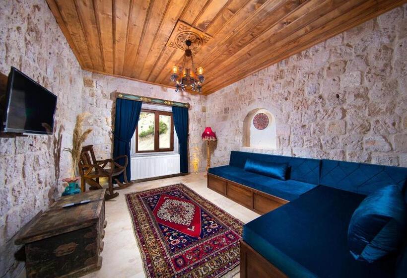 هتل Black Stove Cappadocia