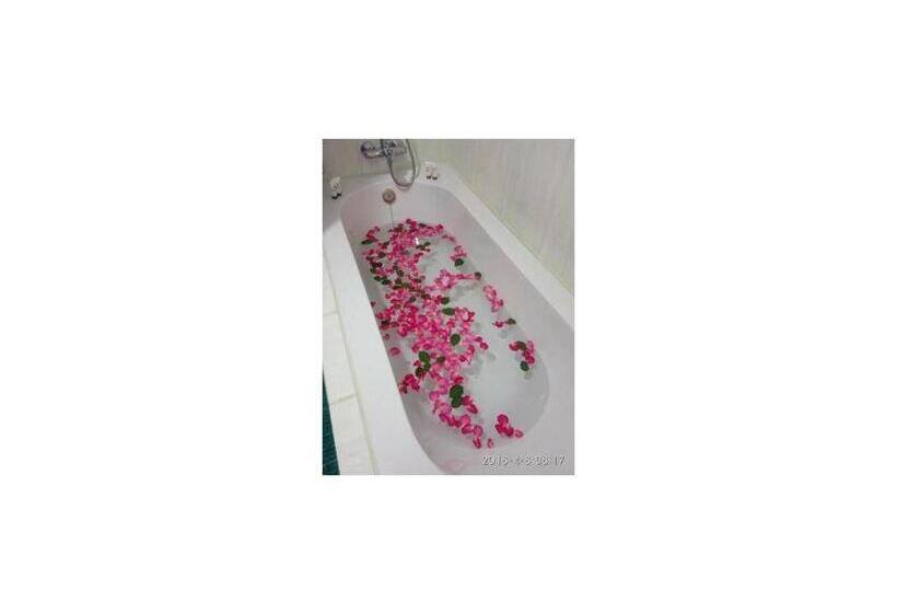 هتل Golden Princess