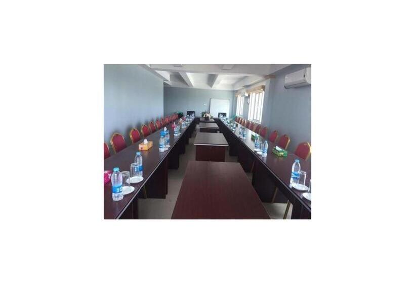 هتل Golden Princess