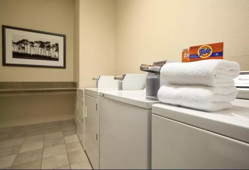 ホテル Harmony Inn & Suites