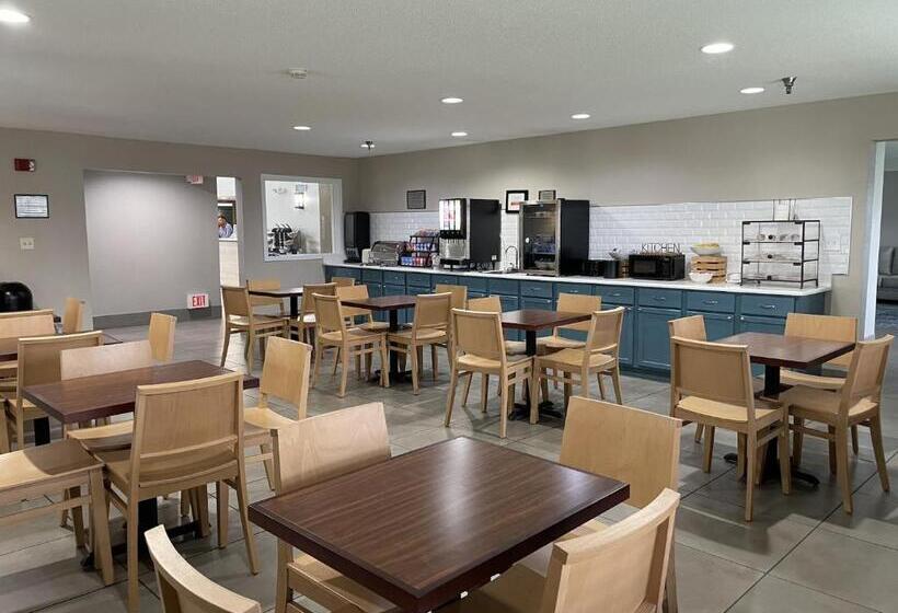 هتل Harmony Inn & Suites