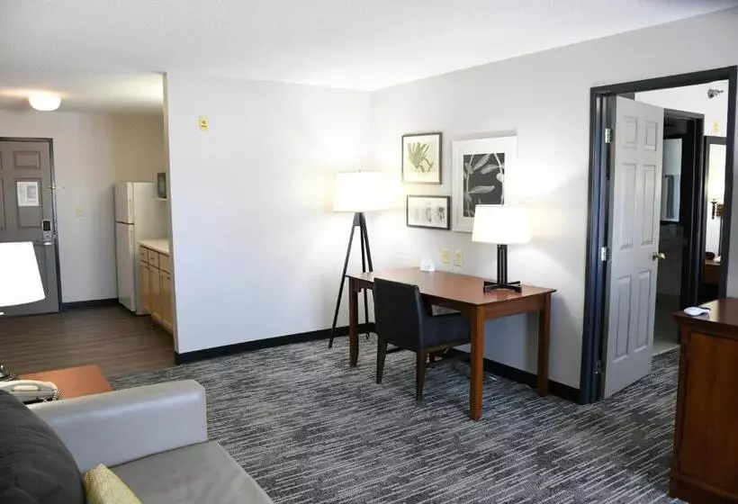 ホテル Harmony Inn & Suites