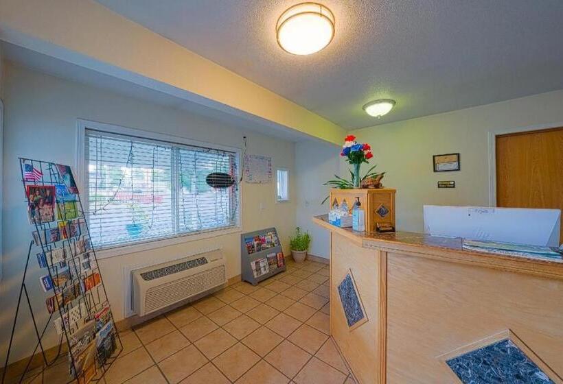 Отель Oyo Riverside Inn John Day Or