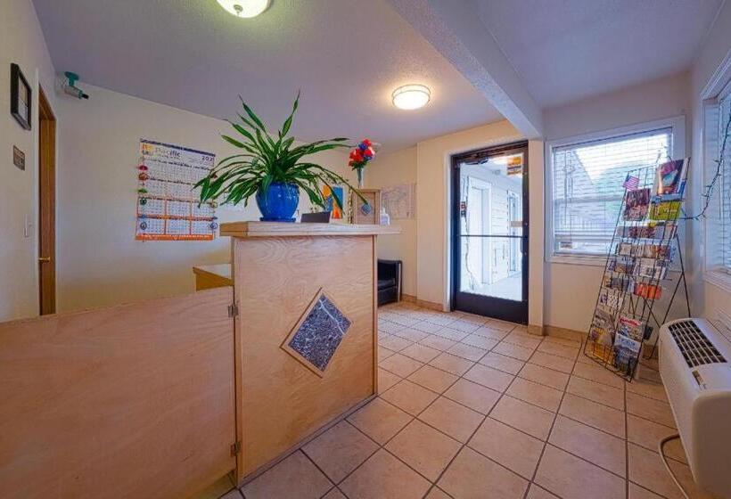 Отель Oyo Riverside Inn John Day Or