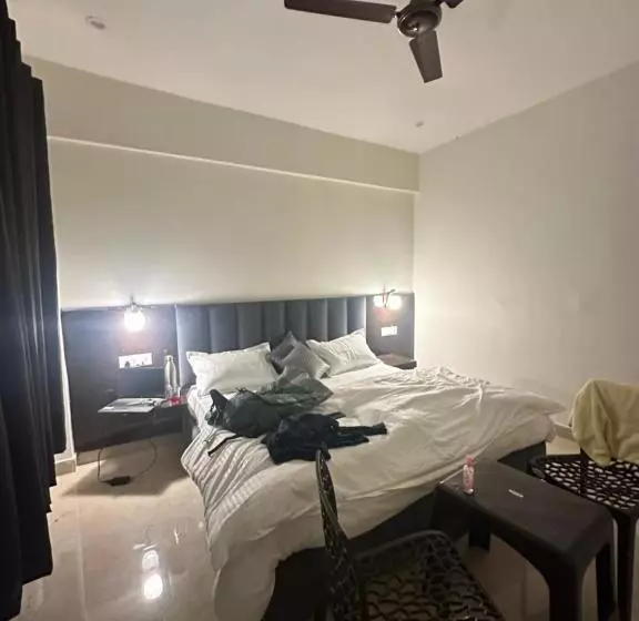 ホテル The Royal Fateh Inn