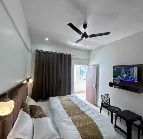 ホテル The Royal Fateh Inn
