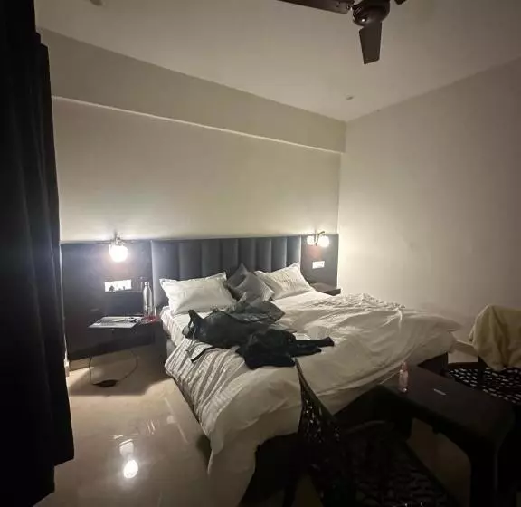ホテル The Royal Fateh Inn