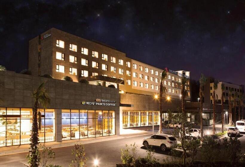 Hotel Theborn Jeju