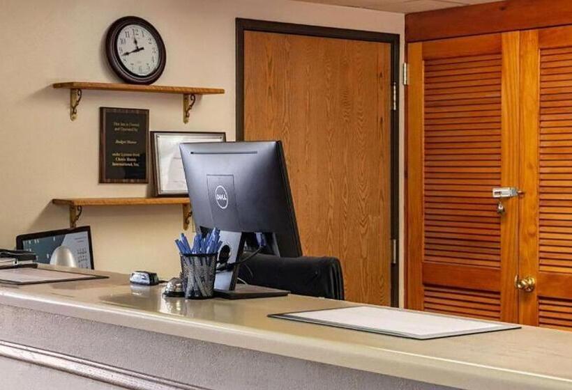 Magnuson Hotel Ironwood