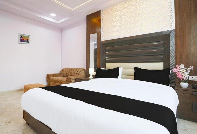 Oyo Hotel Lords Valley