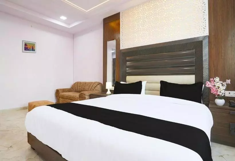 Oyo Hotel Lords Valley