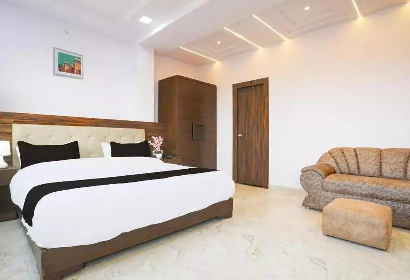 Oyo Hotel Lords Valley