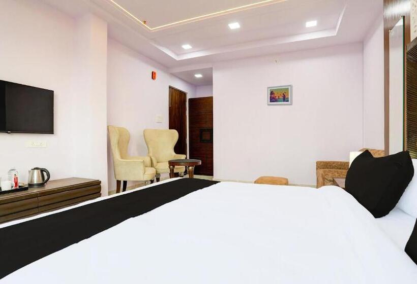 Oyo Hotel Lords Valley