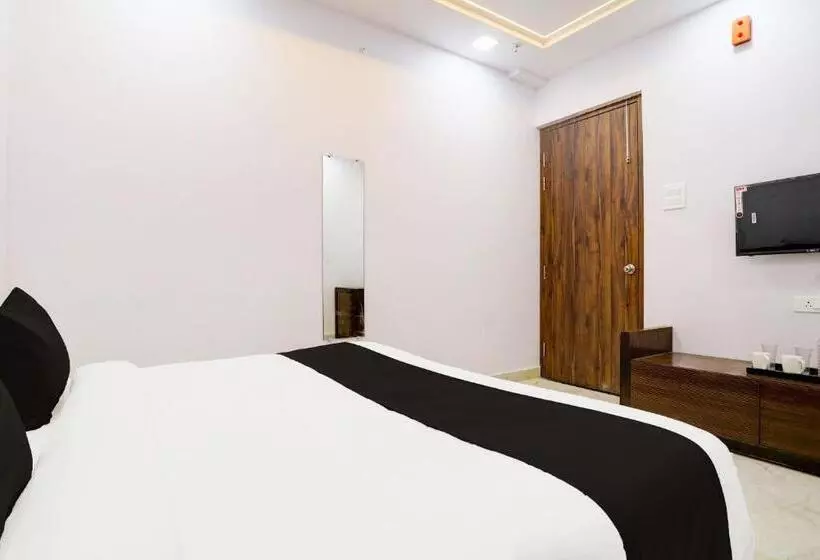 Oyo Hotel Lords Valley