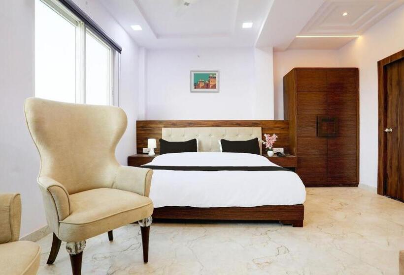 Oyo Hotel Lords Valley