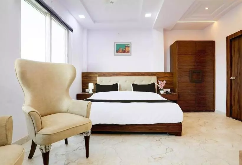 Oyo Hotel Lords Valley