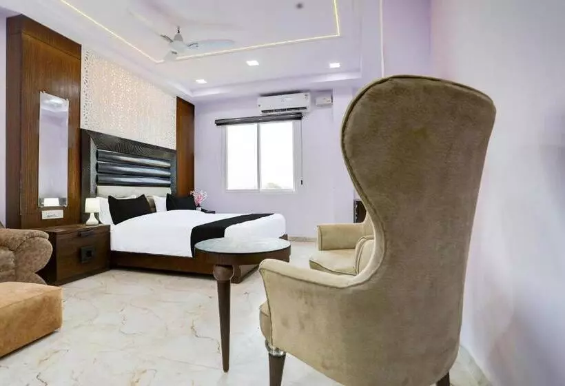 Oyo Hotel Lords Valley