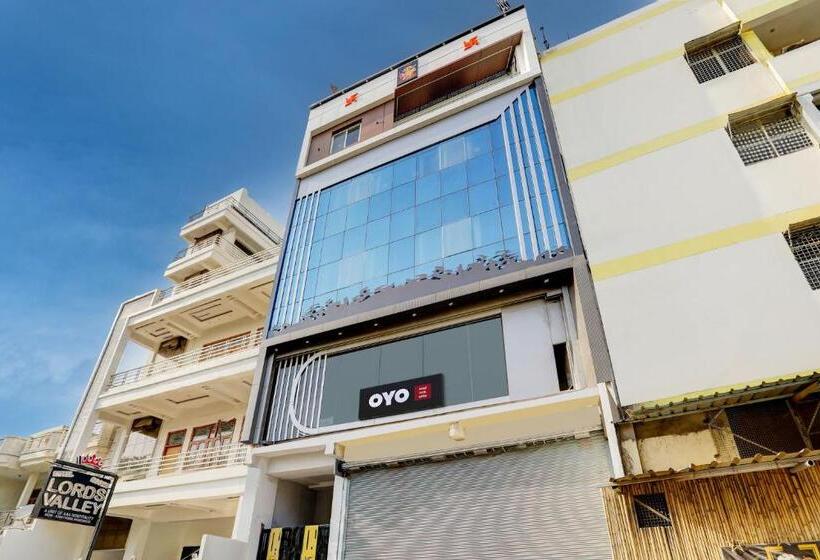 Oyo Hotel Lords Valley