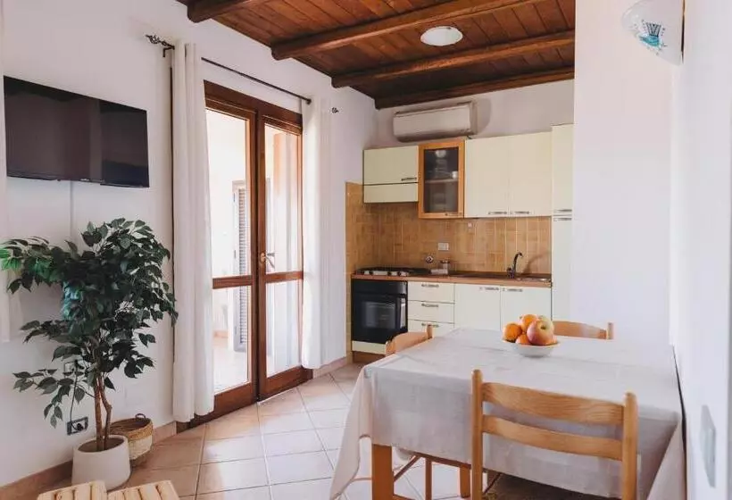 ペンション Cactus Mare Apartment