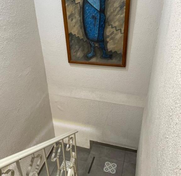 بنسيون Hostal De Atocha