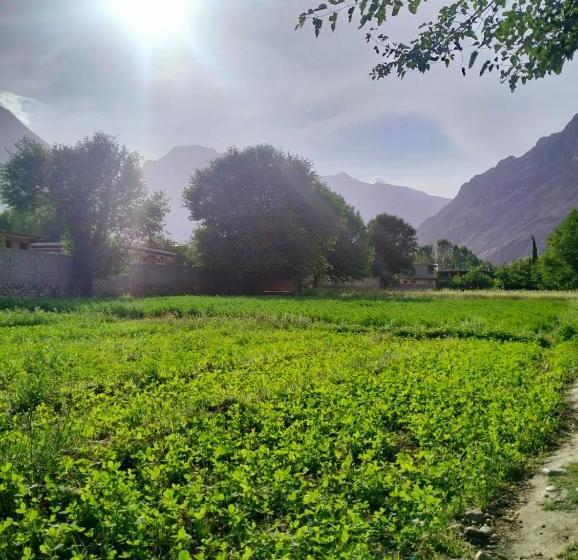 پانسیون Pecone Resort