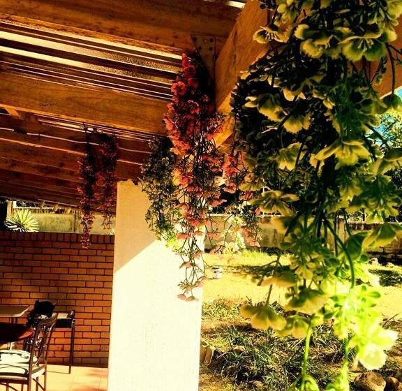 پانسیون Rehoboth Ezulwini Suites