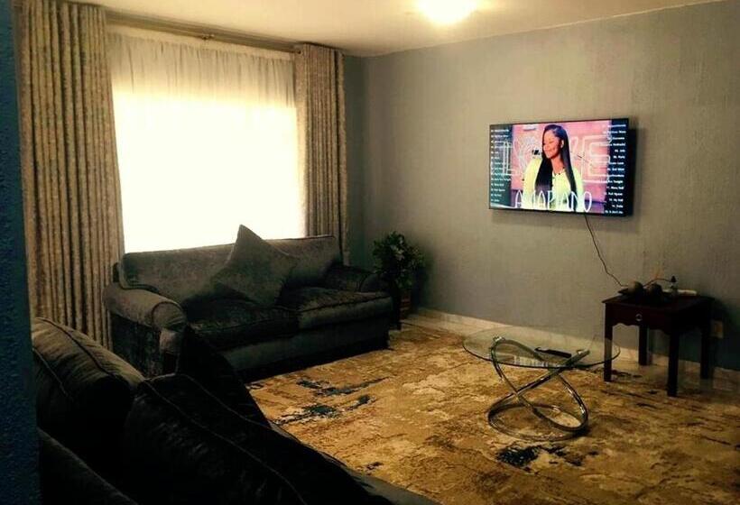 پانسیون Rehoboth Ezulwini Suites